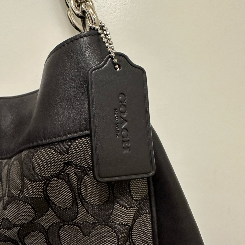 Coach Lexi Purse F58712 | Coach handbag | Coach black logo shoulder bag - Picture 7 of 12